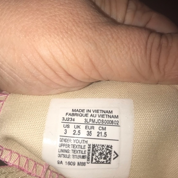 Converse Tennis Shoes - Picture 3 of 3